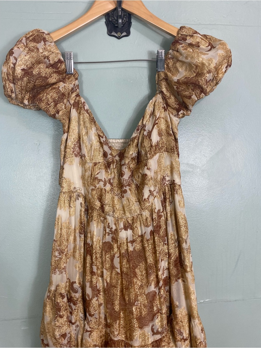 BHLDN Lurex Printed Tiered Puff Sleeve Dress Gold Metallic Size Large - Picture 3 of 11